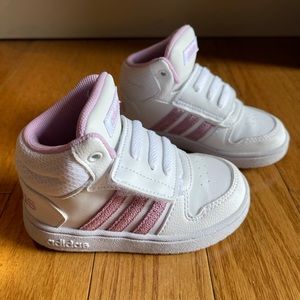 Toddler girl Adidas size 7